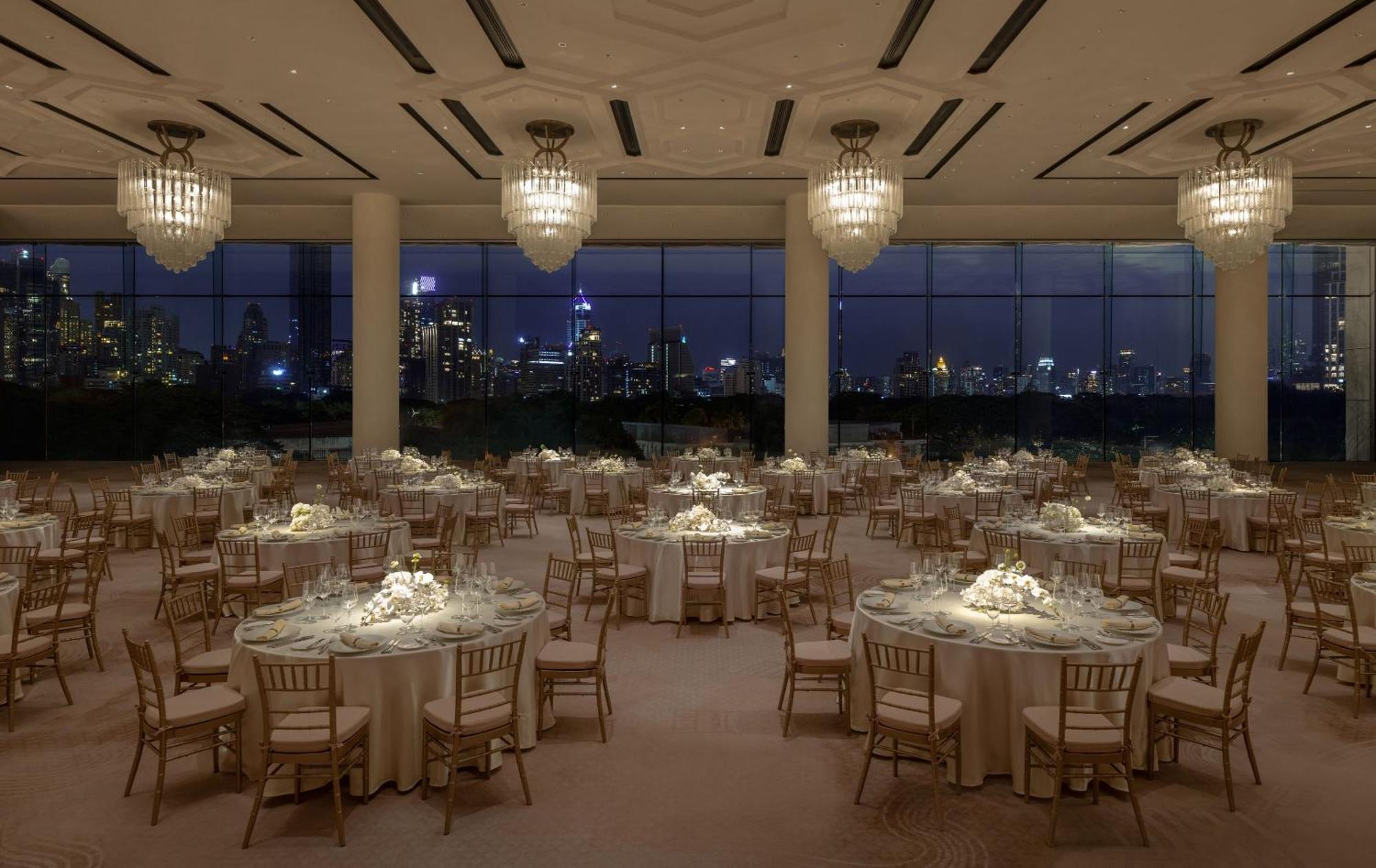 Dusit Thani Bangkok Esterno foto