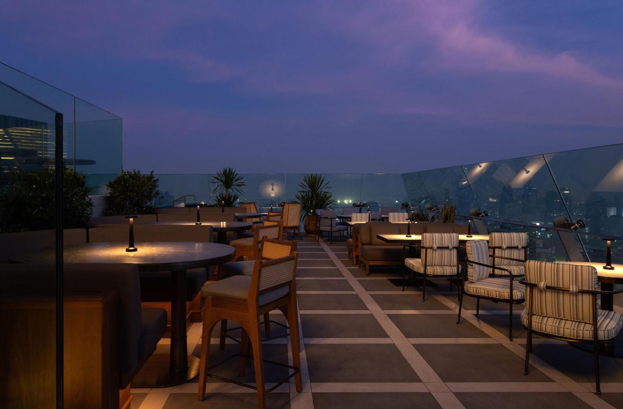 Dusit Thani Bangkok Esterno foto